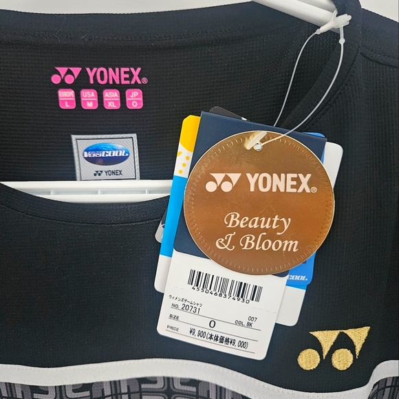 Yonex Badminton Shirt - Picture 3 of 3